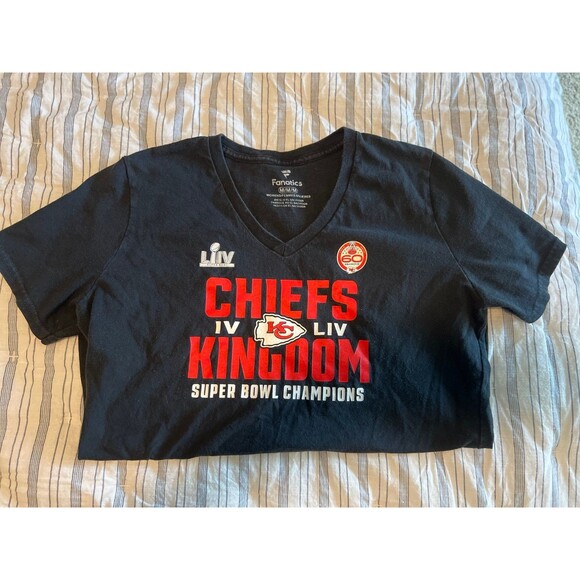 Kansas City Chiefs NFL CHIEFS KINGDOM Super Bowl Champions T-Shirt Women’s SizeM - Picture 5 of 7